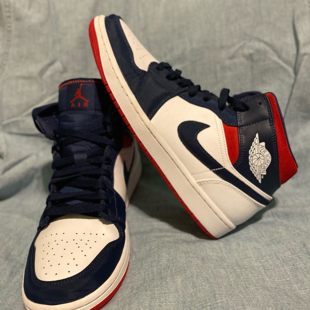 Jordan 1 mid SE USA